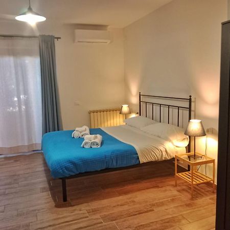 Brezza Marina Studios Montesilvano Marina Екстериор снимка