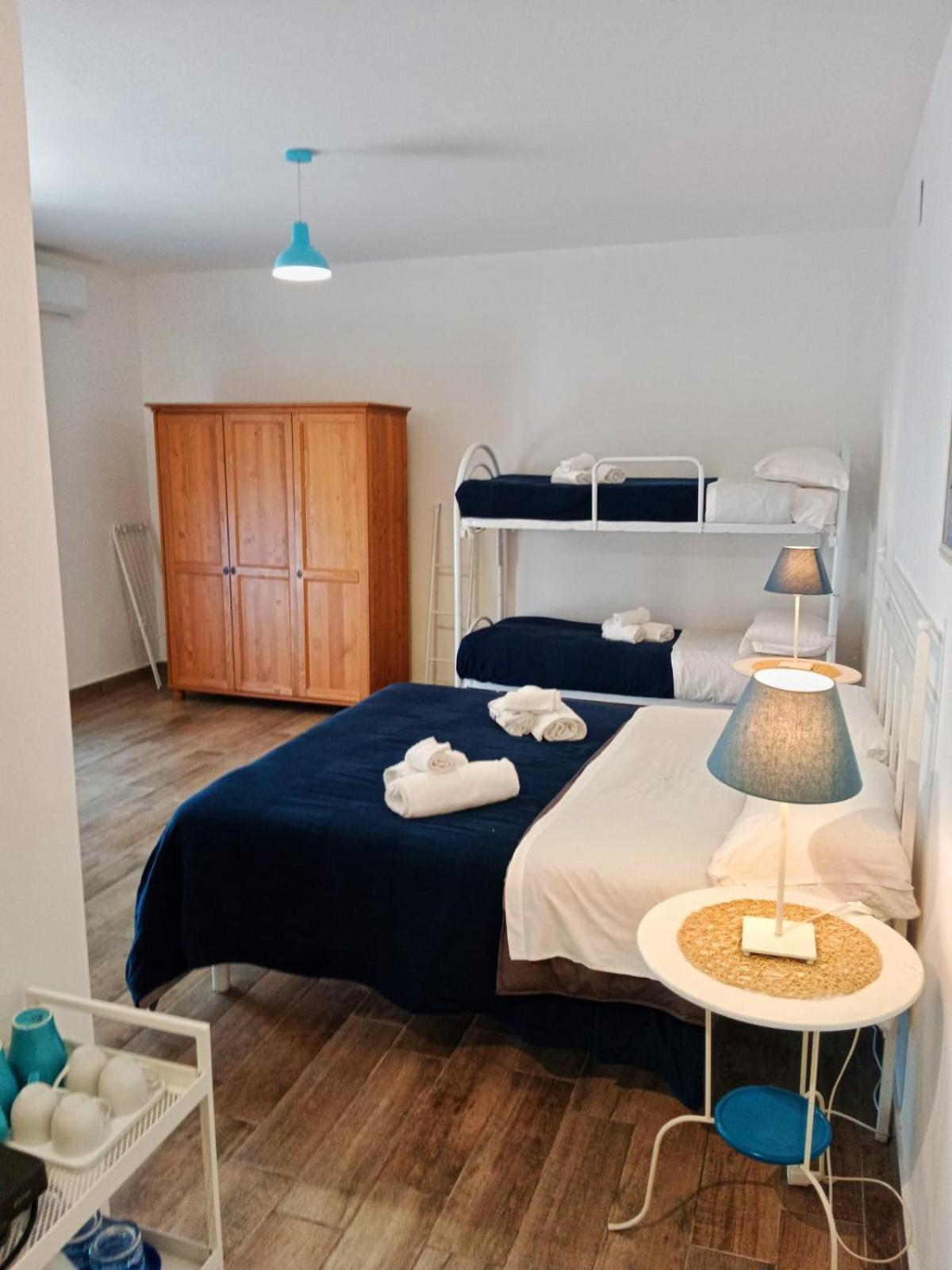 Brezza Marina Studios Montesilvano Marina Екстериор снимка